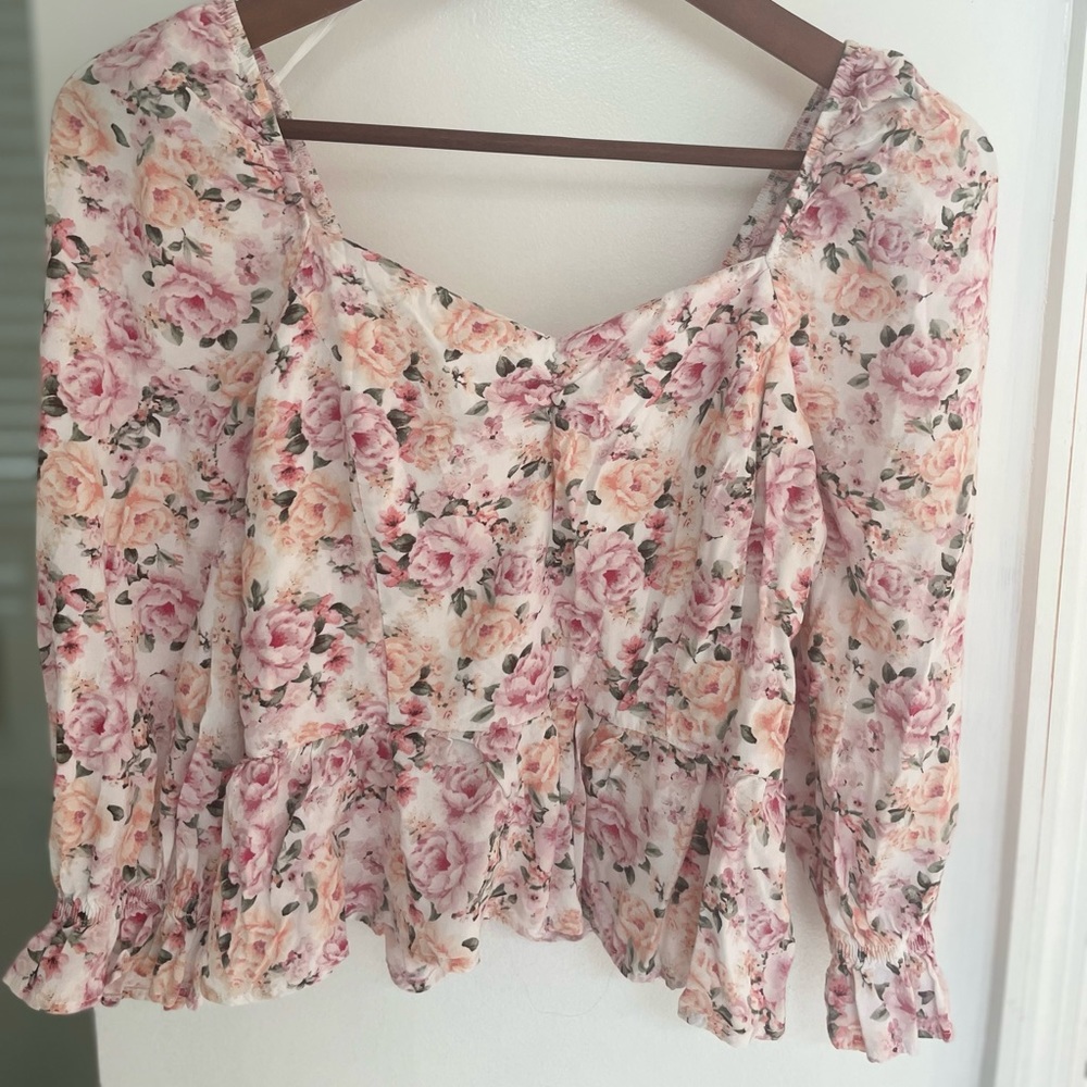 Floral blouse, size small